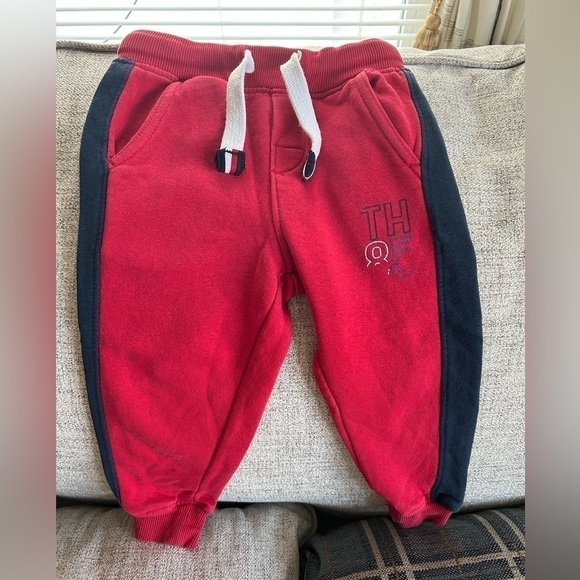 TOMMY hilfiger toddler boys jogger pant red size 2T - Picture 1 of 5